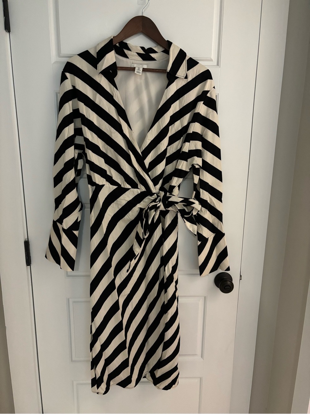 H&M Black and White Striped Wrap Dress